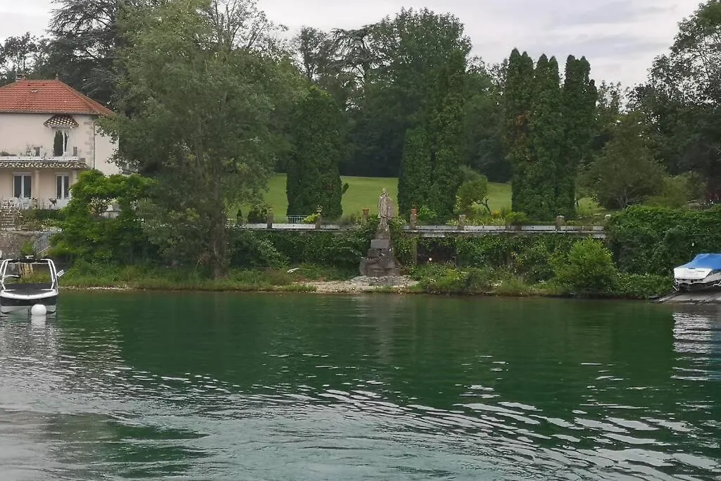 Le Portougais, Chalet A Chanaz, La Petite Venise Savoyarde 0*, Chanaz France