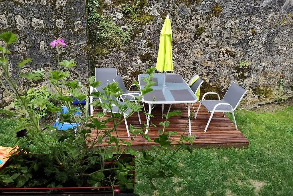 Apartment Le Portougais, Chalet A Chanaz, La Petite Venise Savoyarde