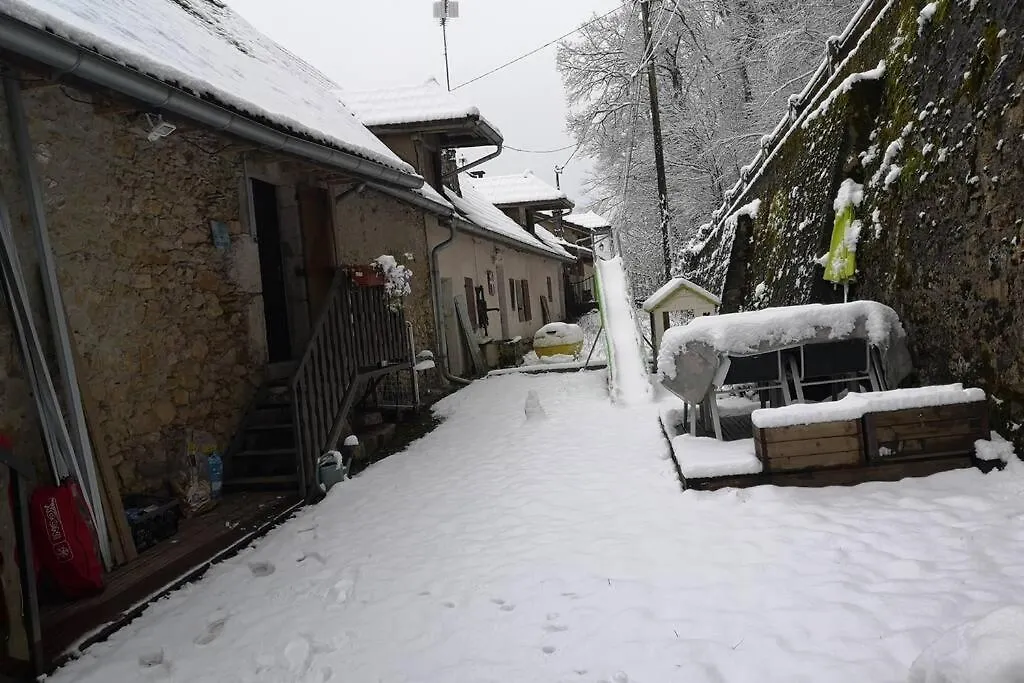 Le Portougais, Chalet A Chanaz, La Petite Venise Savoyarde Apartment Chanaz
