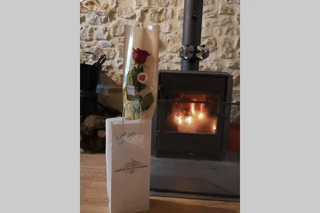 Le Portougais, Chalet A Chanaz, La Petite Venise Savoyarde 0*, Chanaz