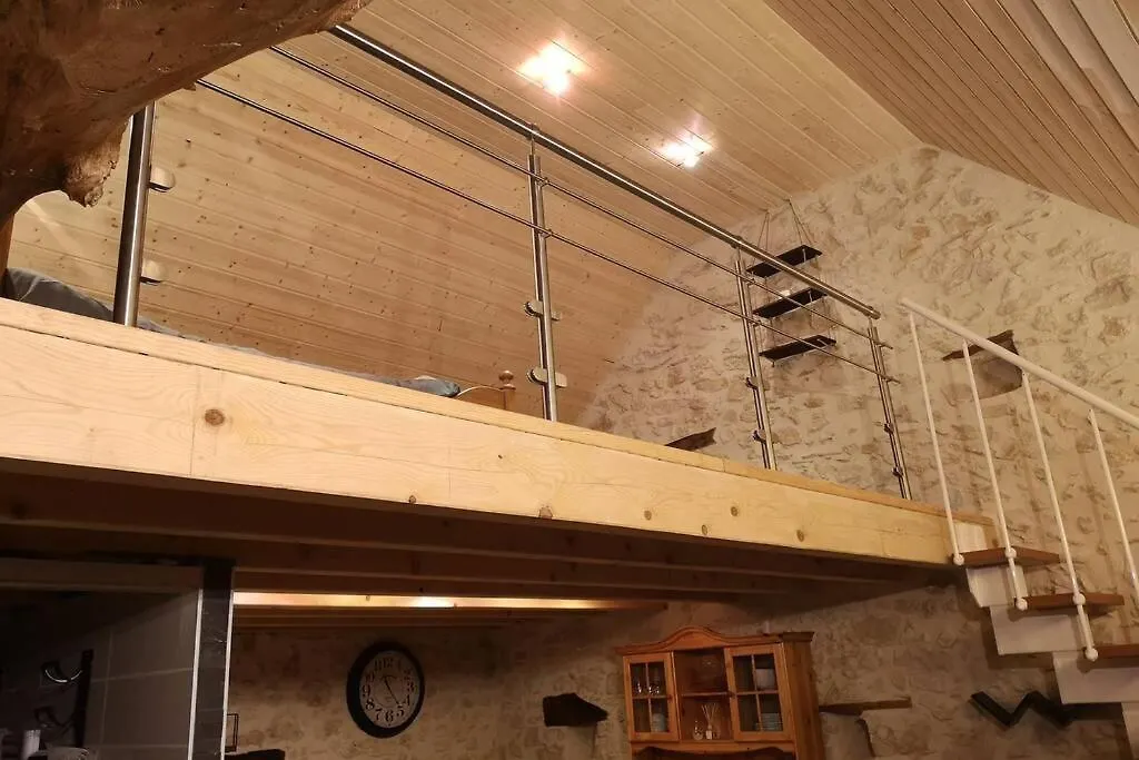 Le Portougais, Chalet A Chanaz, La Petite Venise Savoyarde France